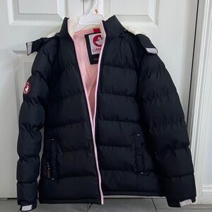 Women's Black Puffer Jacket with Pink Lining